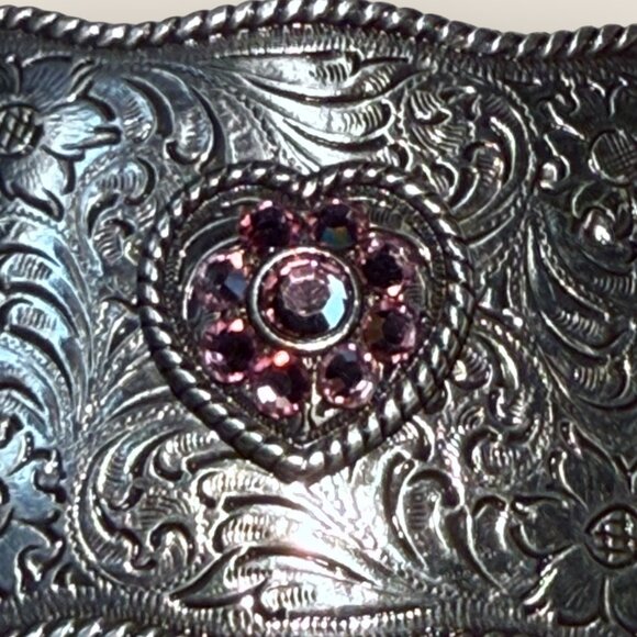 Vintage Nocona SilverTone Belt Buckle Floral Design Pink Rhinestone Heart Accent - Picture 2 of 5